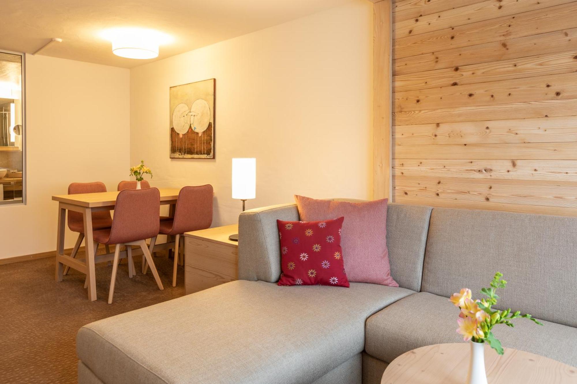 Gstaaderhof - Active & Relax होटल Gstaad